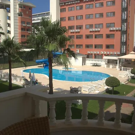 Apartment The Gem Of - 2 Minutes From